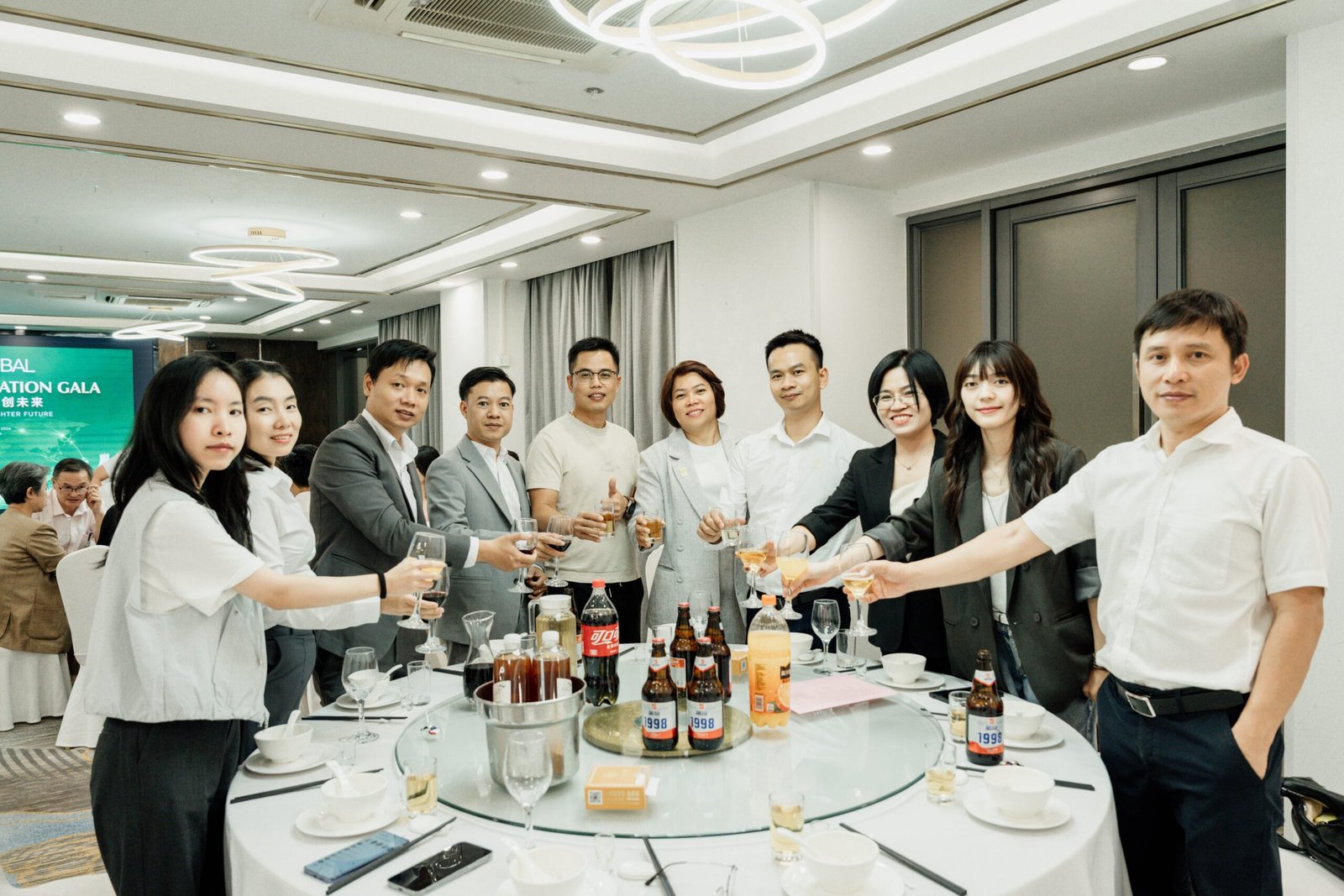 HCSoft Việt Nam cùng đoàn doanh nhân VEF Global tại Quảng Tây – Runjian và Gala VEF Global – ảnh 4