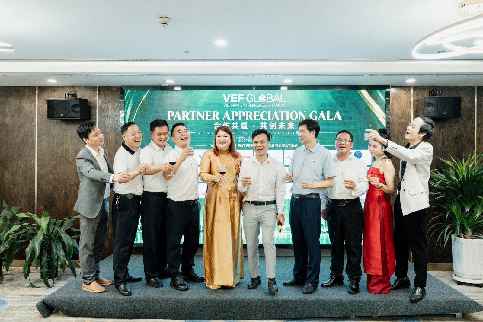 HCSoft Việt Nam cùng đoàn doanh nhân VEF Global tại Quảng Tây – Runjian và Gala VEF Global – ảnh 5